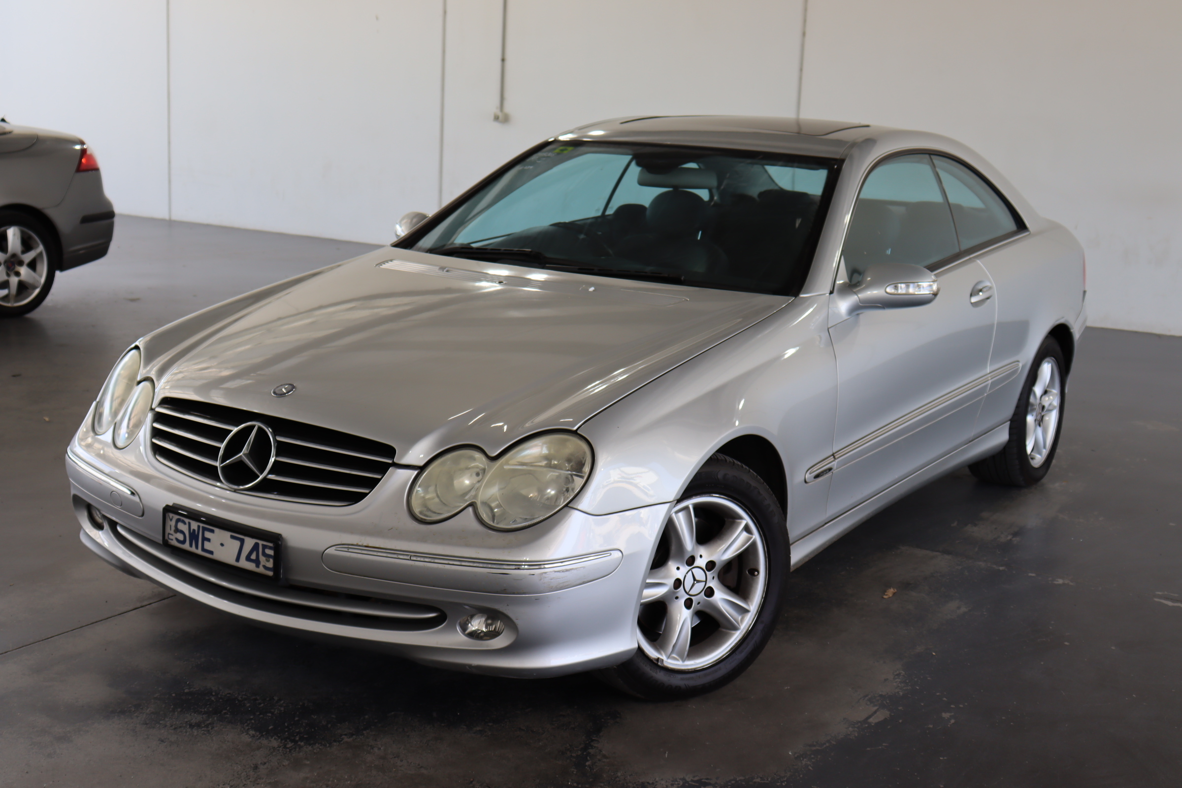 2004 Mercedes Benz CLK240 Avantgarde C209 Automatic Coupe Auction (0001 ...