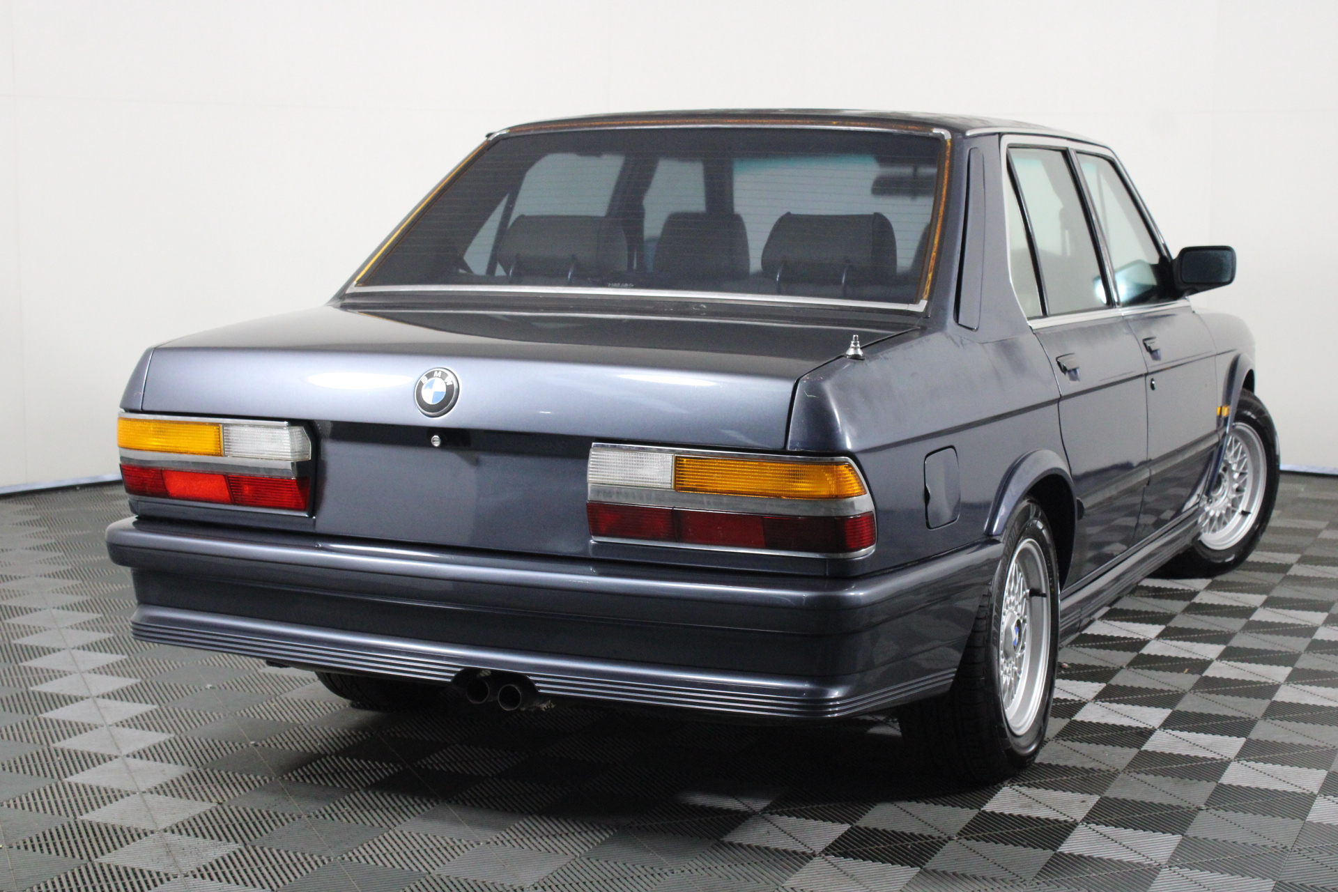 1986 Bmw E28 M535i Manual Sedan Auction 0001 Grays Australia