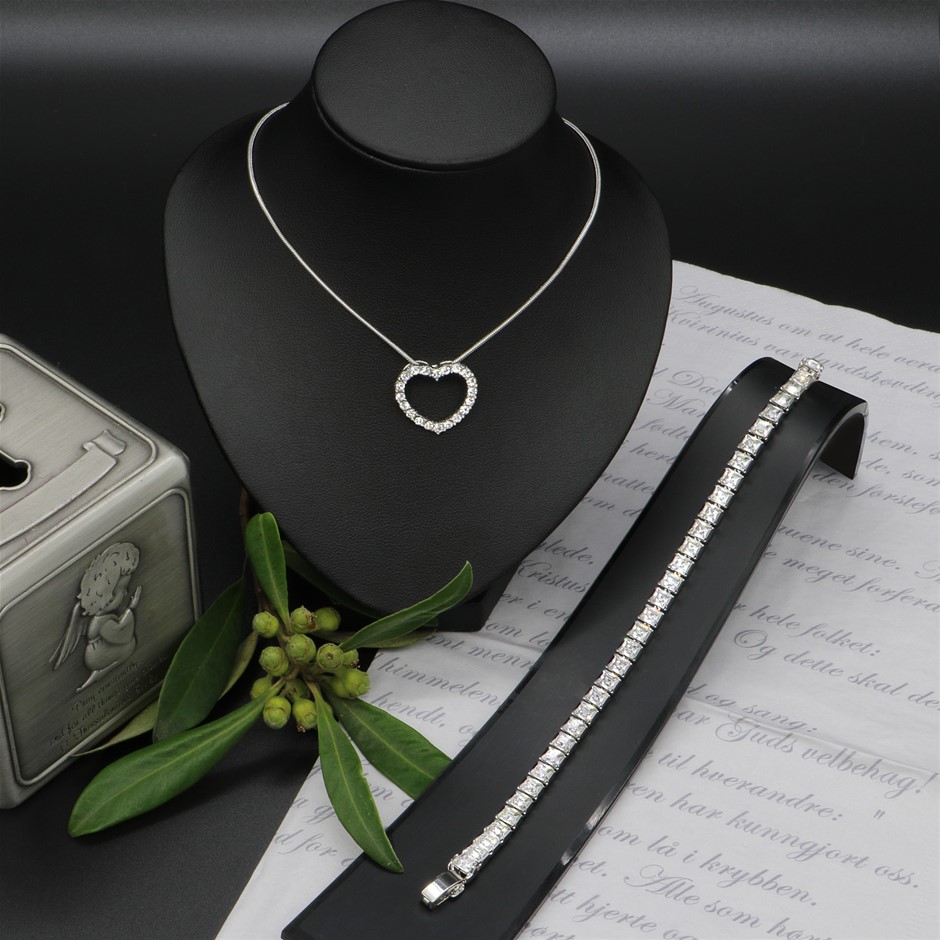 Jewellery Gift Set Necklace & Bracelet Feat. 54 Crystals by Swarovski