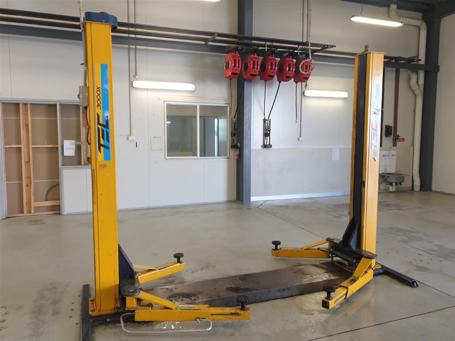 Tecalemit TEC 3000X Hoist Auction (00353018649) Grays Australia