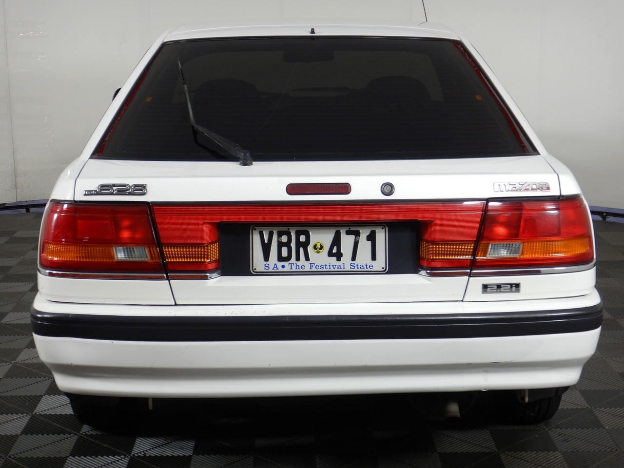 Мазда 626 1990