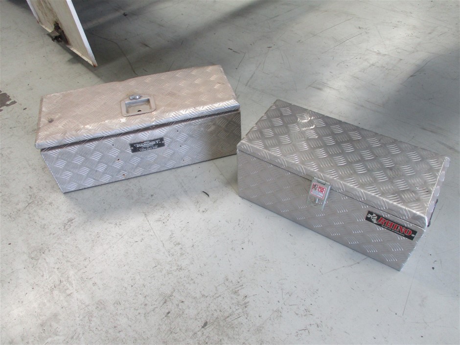 2x Aluminium Checker Plate Tool Boxes Auction (00033018908) Grays