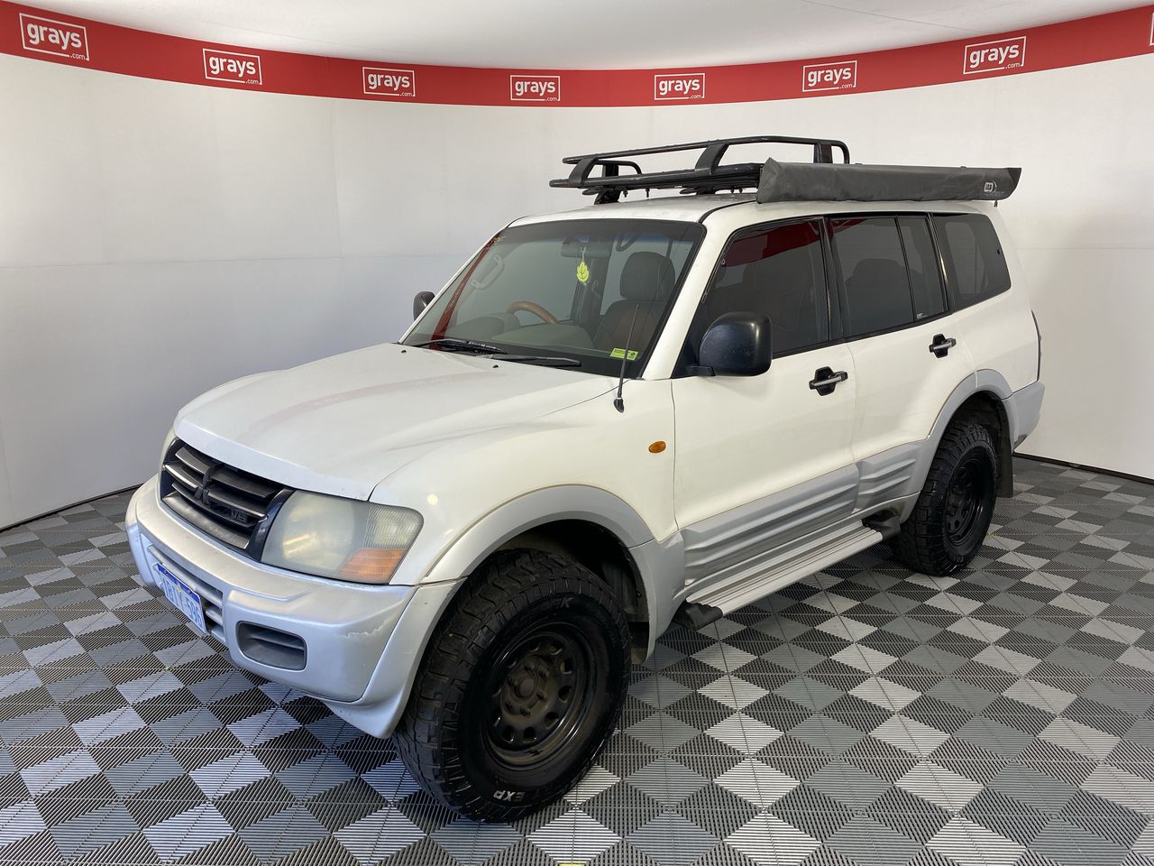 2002 Mitsubishi Pajero GLS LWB (4x4) NM Automatic 7 Seats Wagon Auction ...