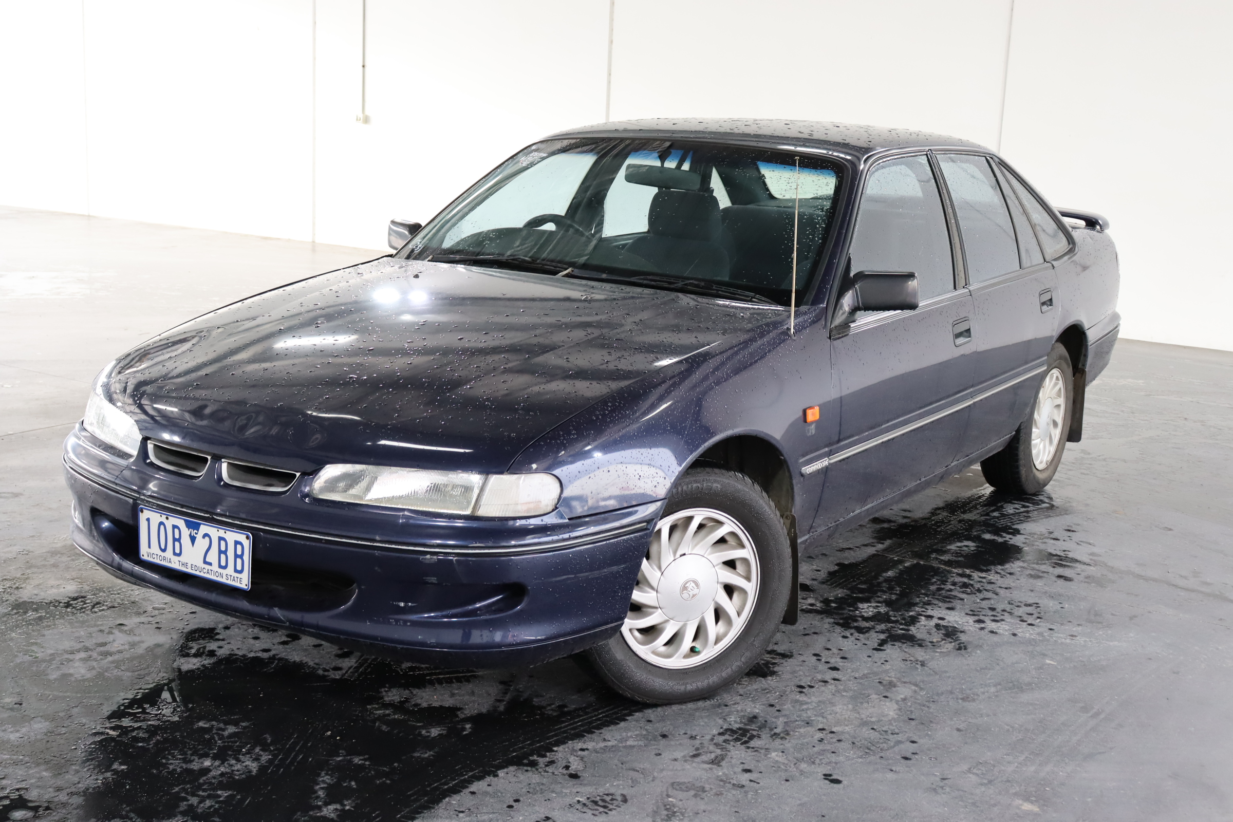 1995 Holden Commodore Executive VS Automatic Sedan Auction (0001 ...