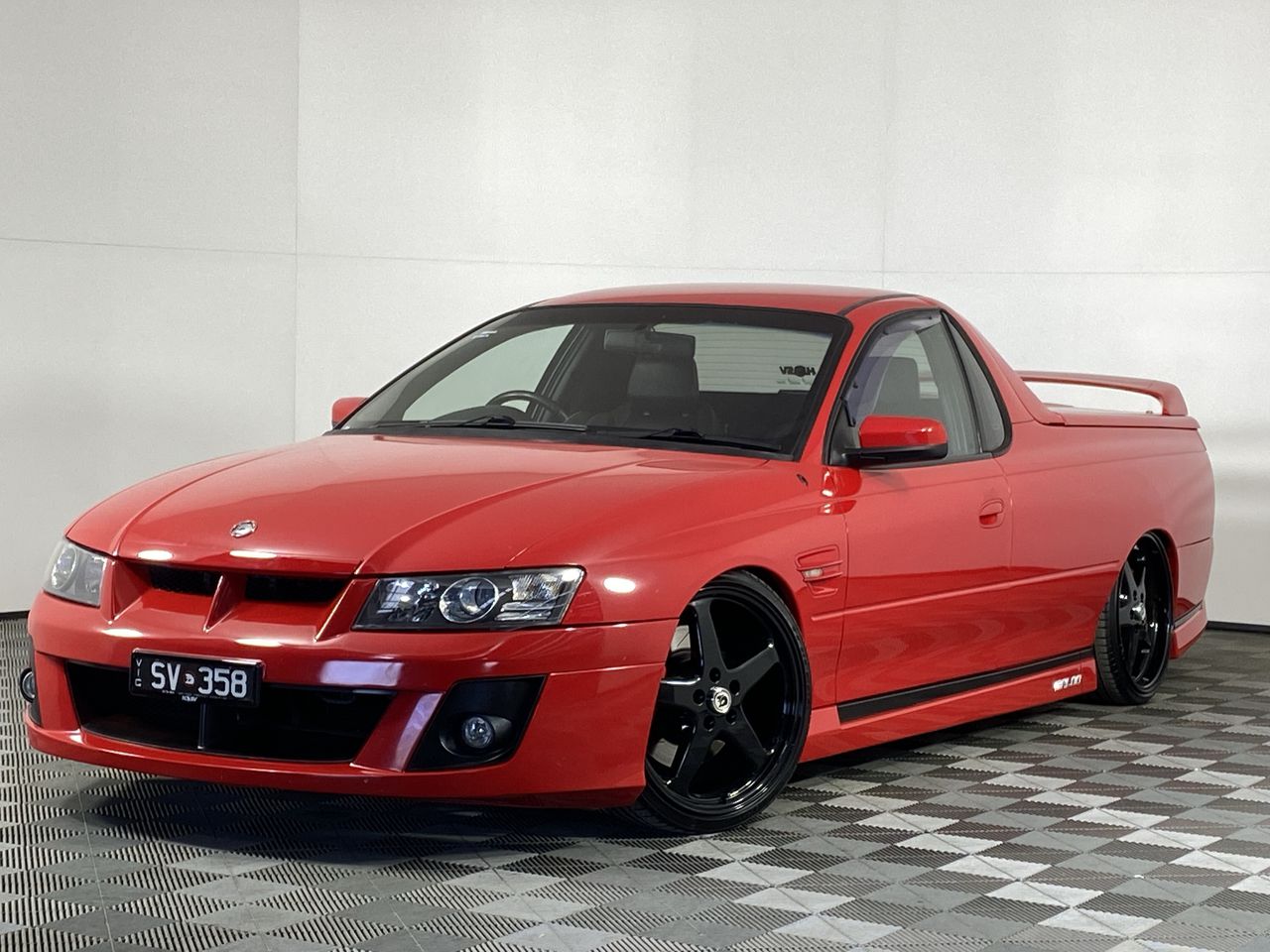 05 Hsv Vz Maloo R8 Automatic Ute Build 348 Auction 0001 Grays Australia