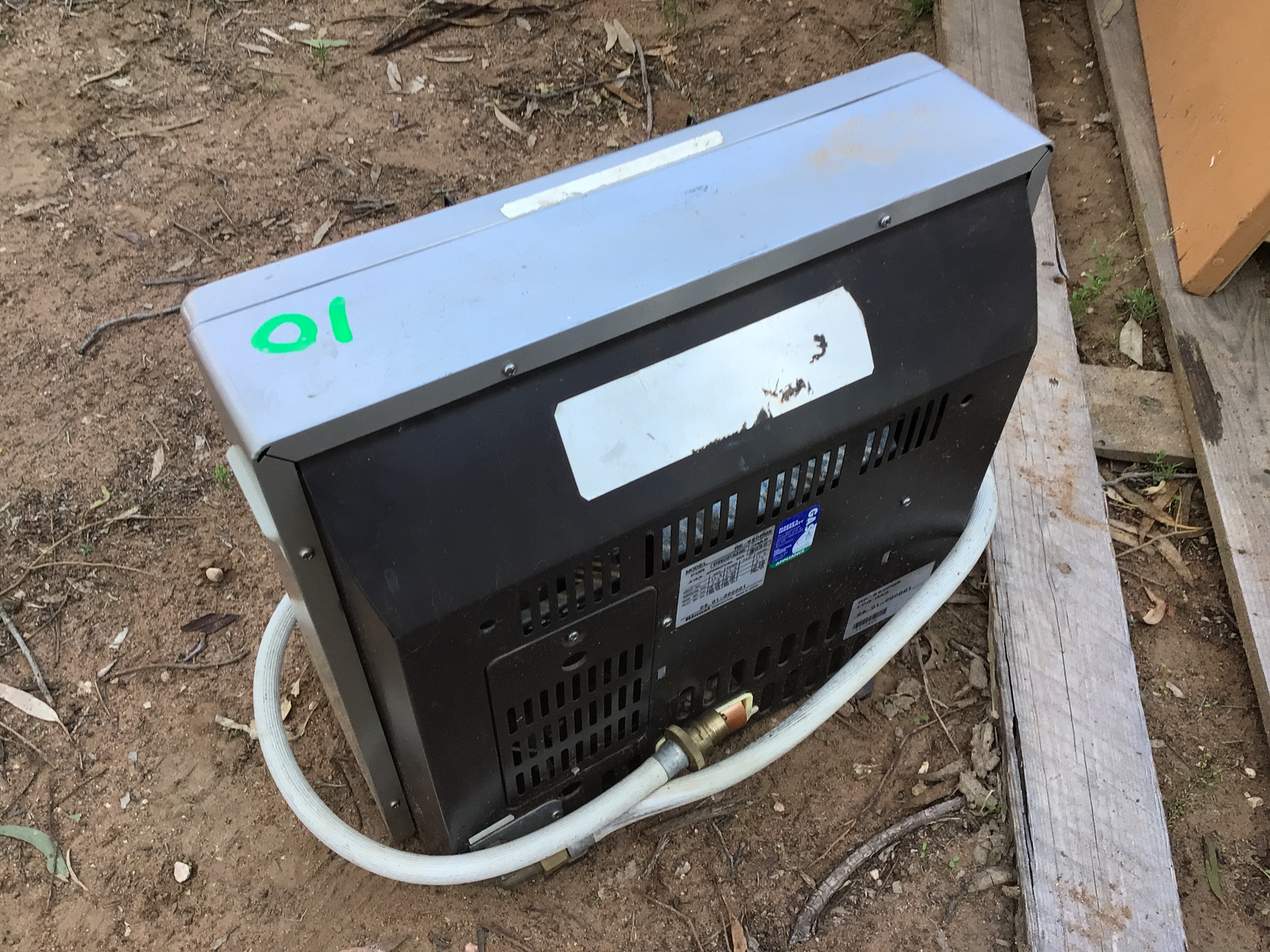 Rinnai Cosyglow 650 Gas Heater Auction (0237-3019459) | Grays Australia