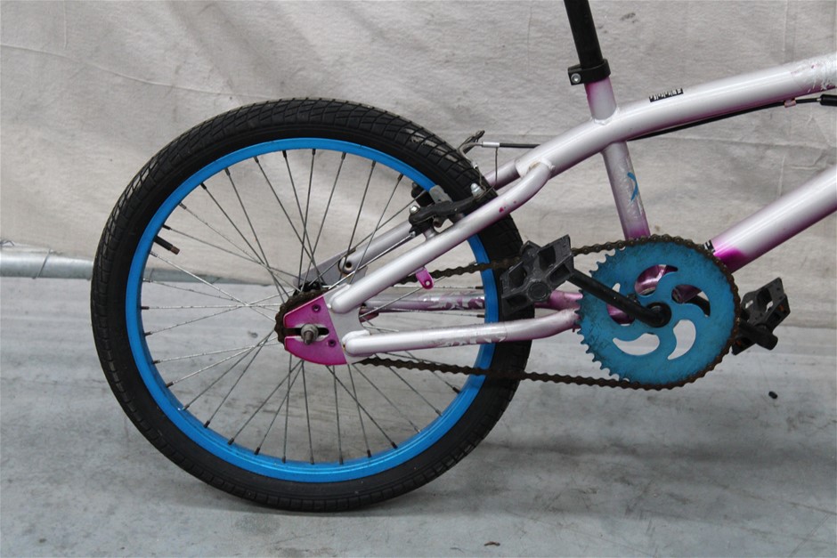 Exile cheap bmx bike