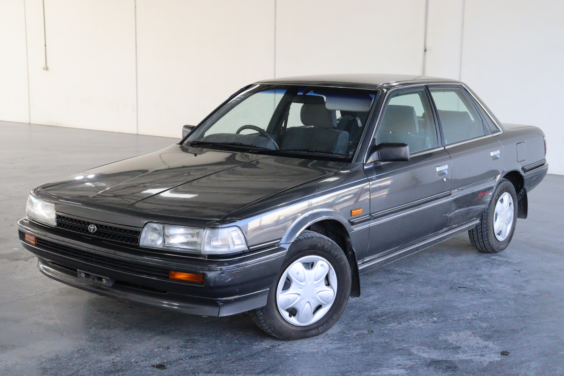 1992 Toyota Camry SPIRIT LE SV21 Automatic Sedan Auction (0001-3495160 ...