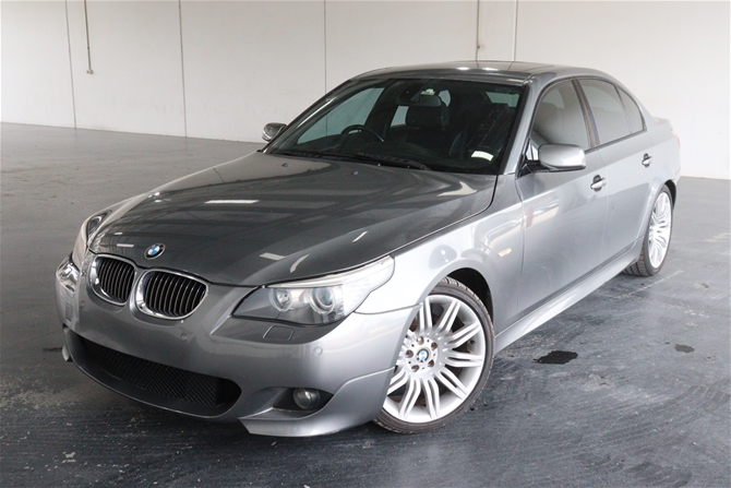 BMW E61 525i Touring with factory M package