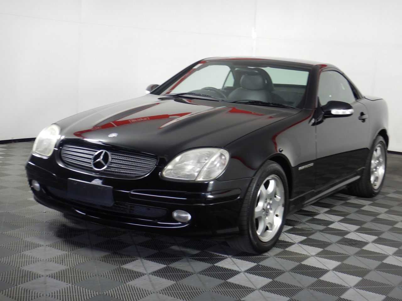 2002 Mercedes Benz SLK230 Kompressor R170 Automatic Convertible