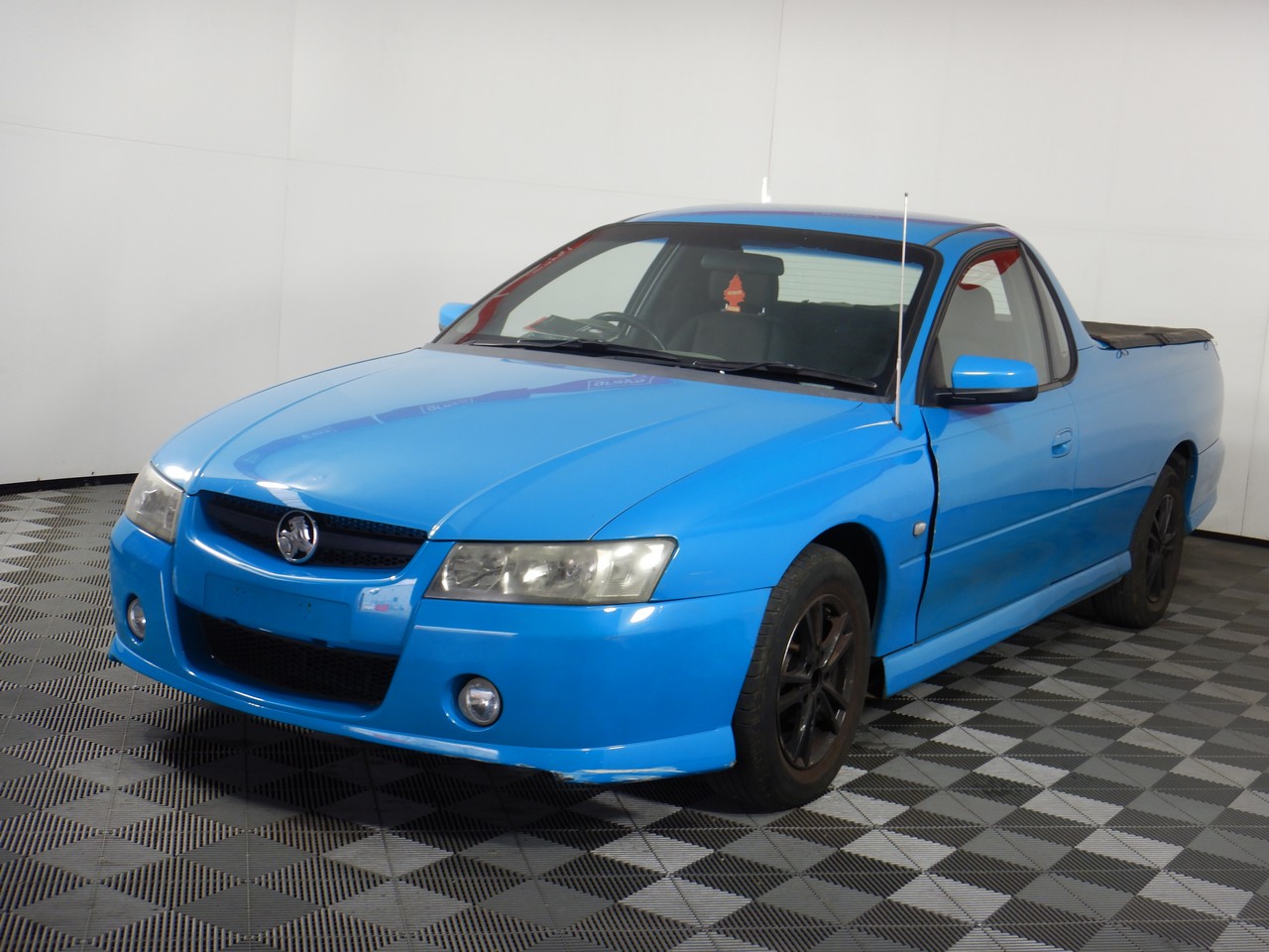 2004 Holden Vz Commodore Ss Hdt Enhanced Automatic Ute 44 Off