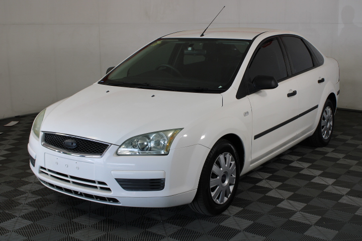 2005 Ford Focus CL LS Automatic Sedan Auction (0001-10313630) | Grays ...