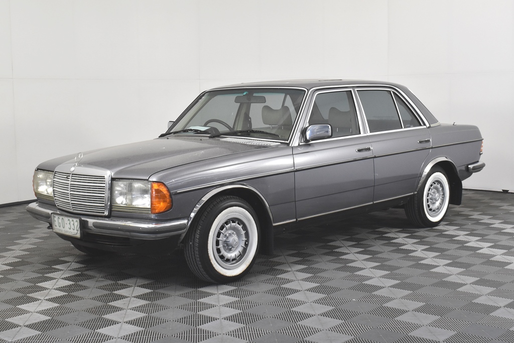 1979 Mercedes Benz 280E Automatic Sedan Auction (0001-20009856) | Grays ...