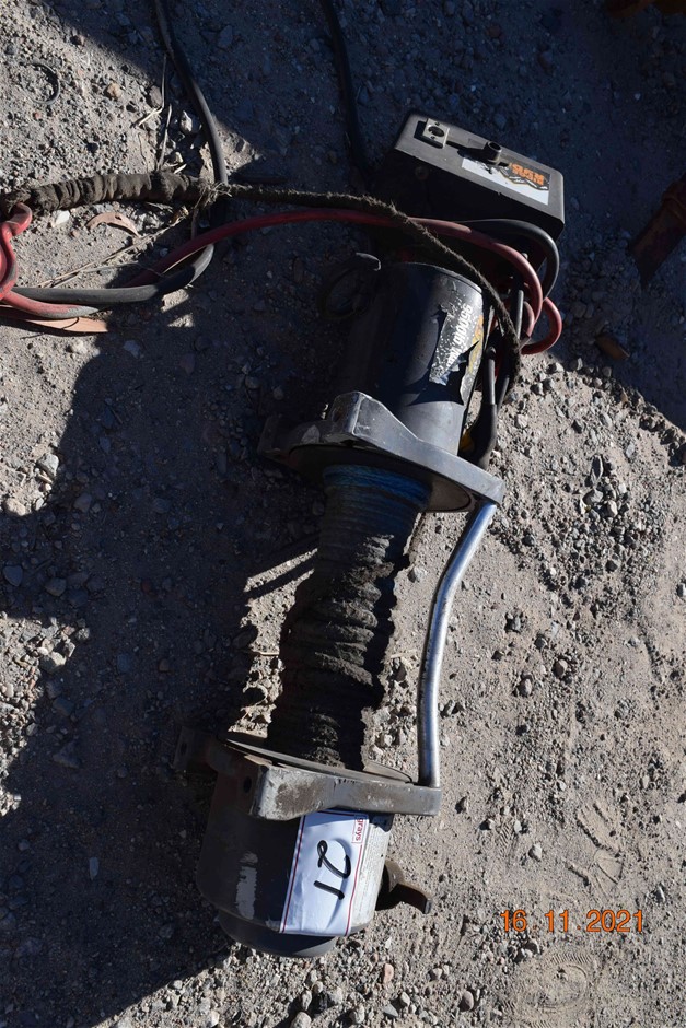 "Ridge Ryder" 12 Volt 9500lb 4WD Winch Auction (00219027566) Grays