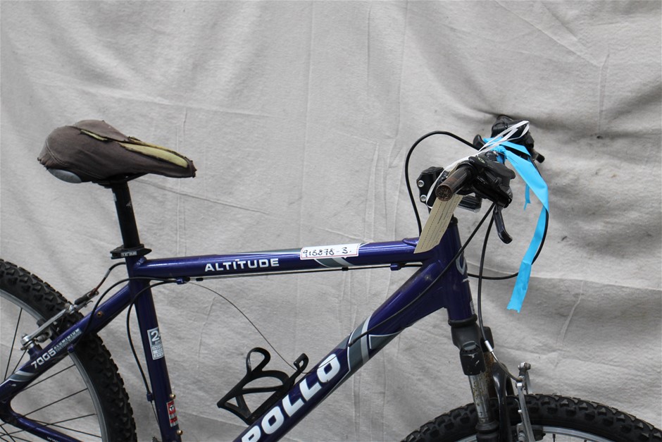 Blue apollo best sale mountain bike