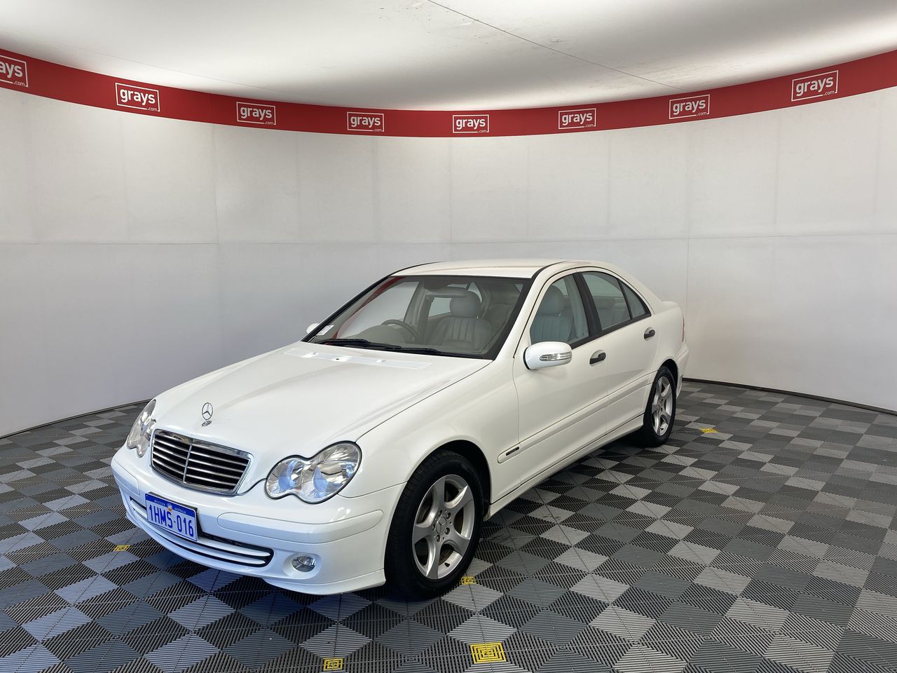 2004 Mercedes Benz C180 K Classic W203 Automatic Sedan Auction (0001 ...