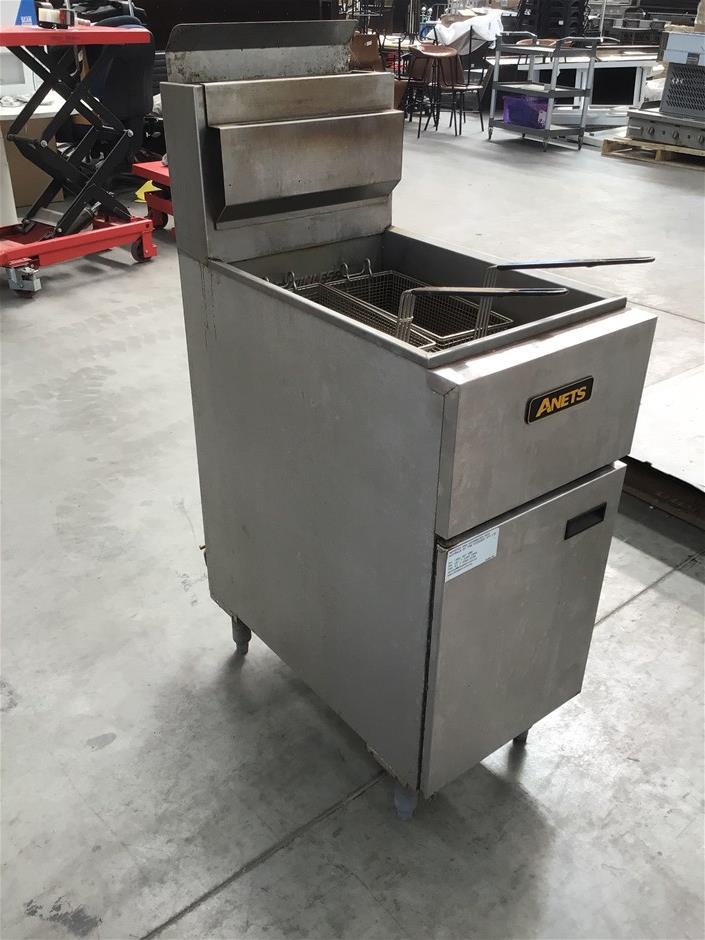 Deep Fryer SLG40 Deep Fryer Auction (00063021320) Grays Australia