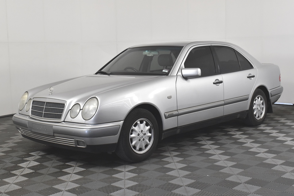 1996 Mercedes Benz E230 Elegance W210 Automatic Sedan Auction (0001 ...