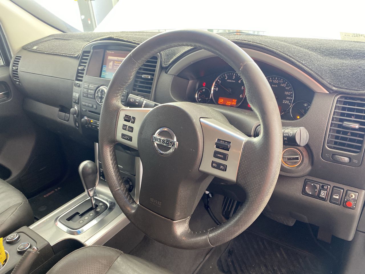 Nissan Pathfinder 2011 Interior 2008 Nissan Pathfinder SE | Victory