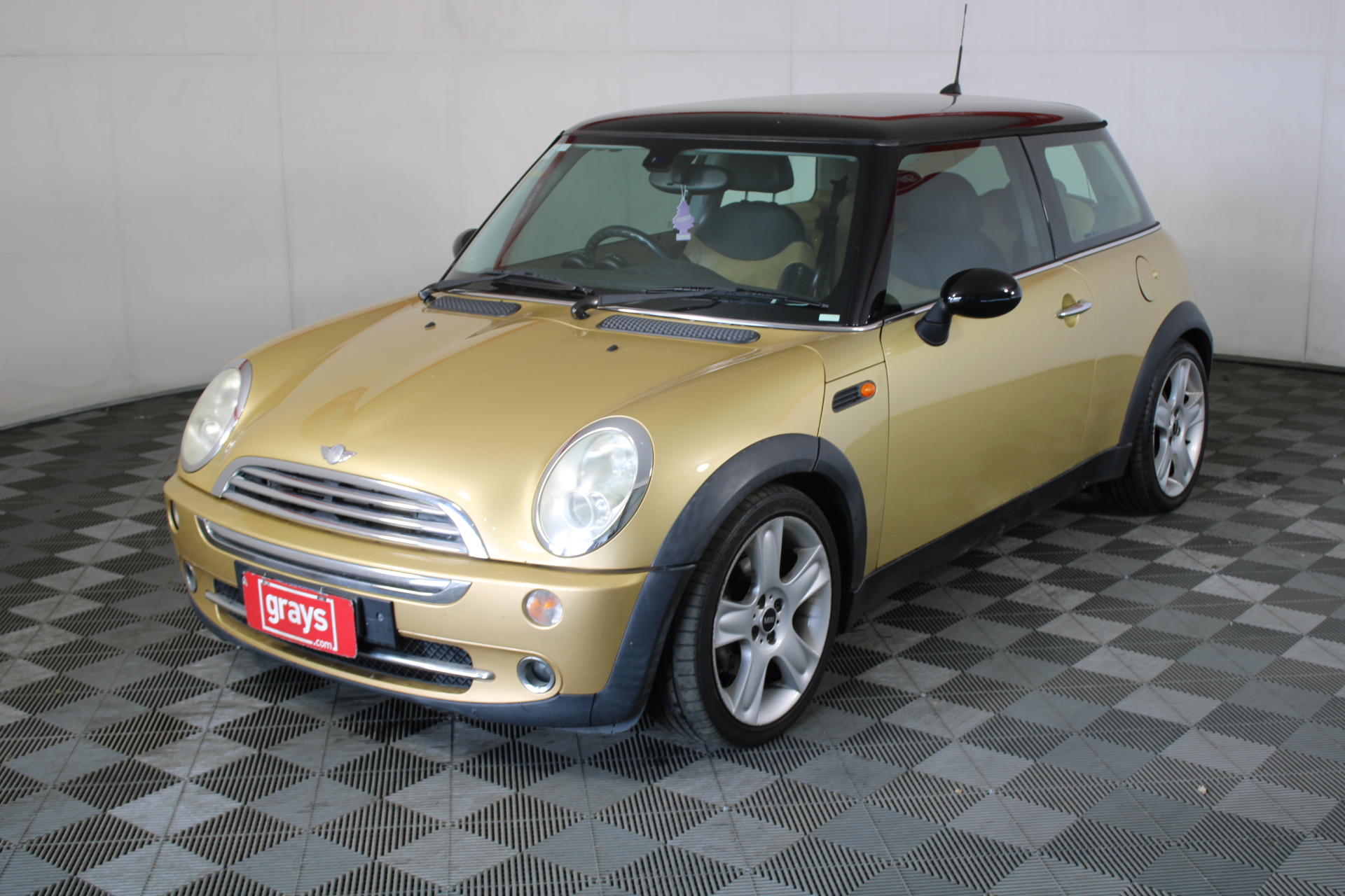 2005 Mini Cooper Manual Hatchback Auction (0001-10319369) | Grays Australia