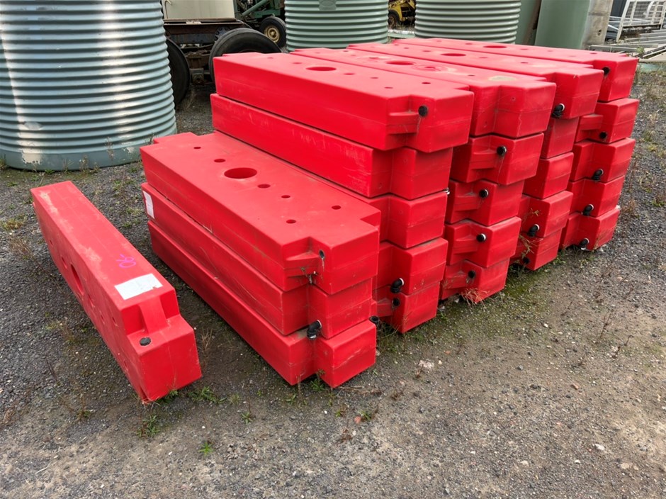 Poly hollow barricade blocks Auction (0090-3021749) | Grays Australia