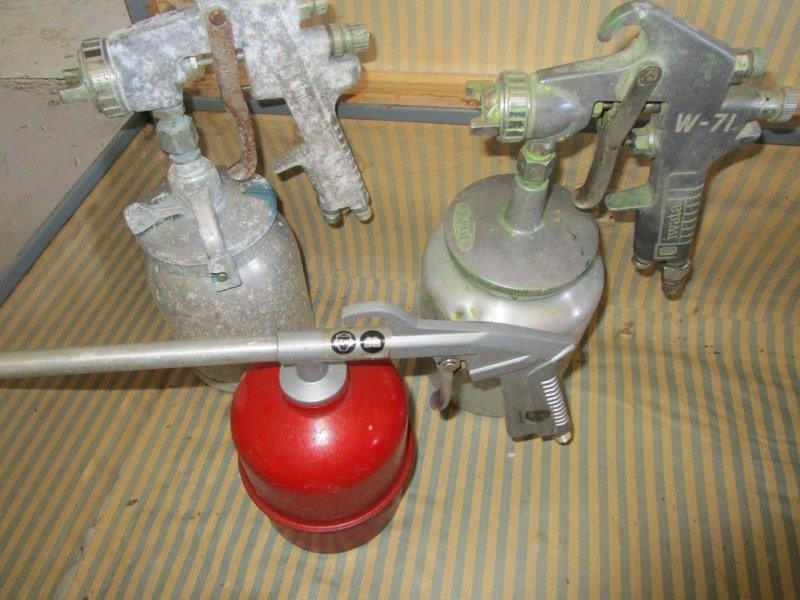 Set of Auto Spray/Degrease Guns Auction (00017038048) Grays Australia