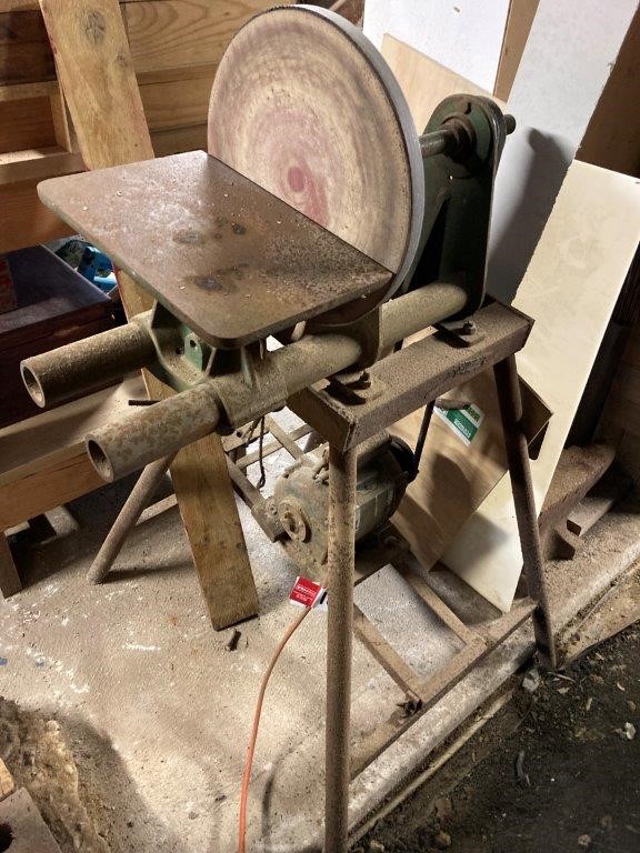 Oscillating Sanding Table / Timber Linisher Auction (0010-5048538 ...