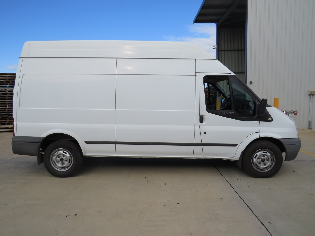 2013 ford transit store 350