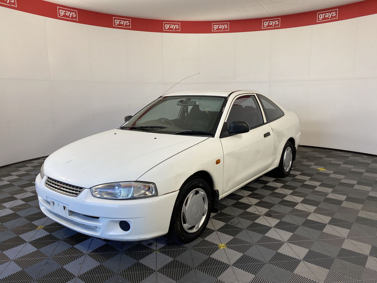 2002 Mitsubishi Lancer GLI CE Automatic Coupe Auction (0001-9031229 ...