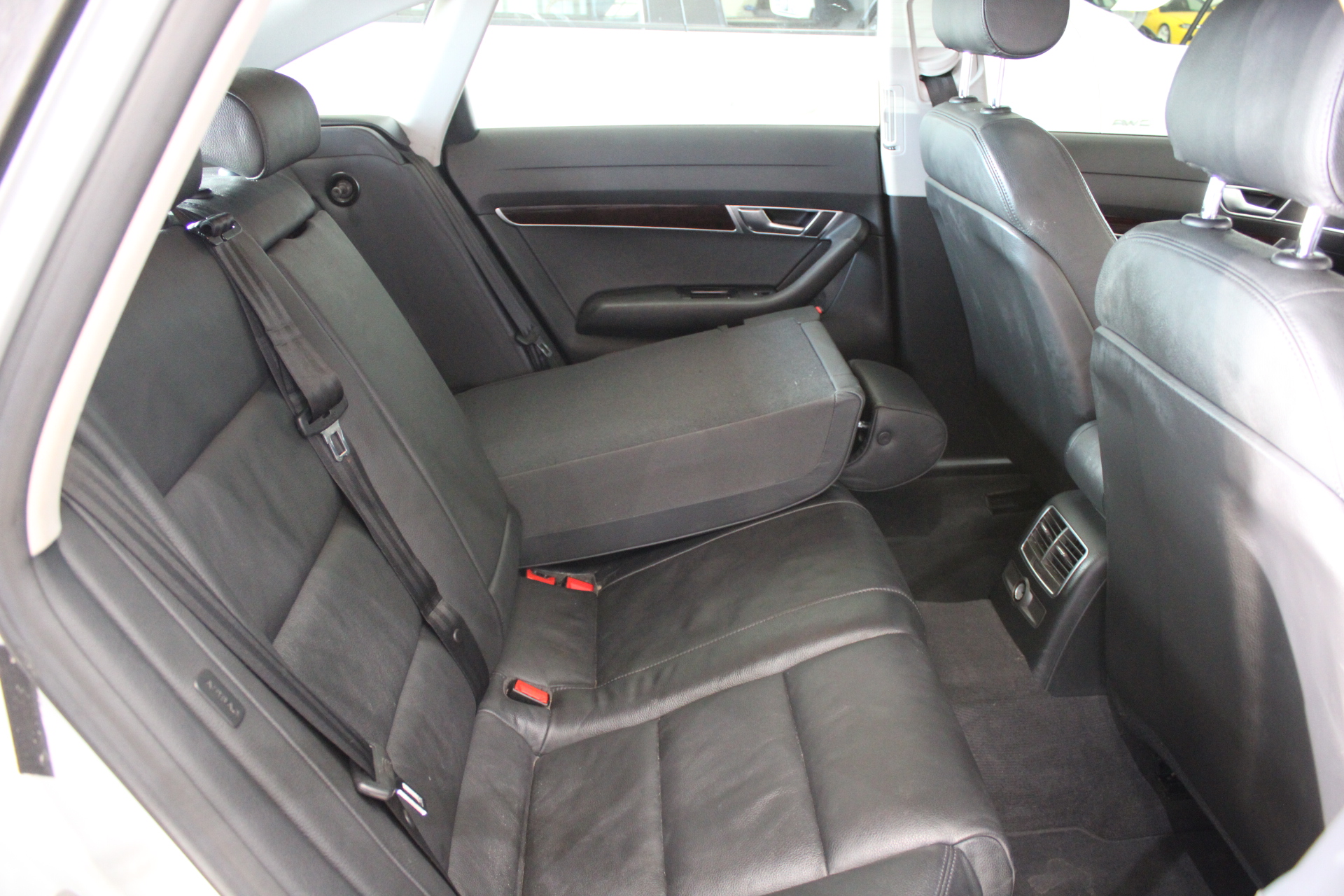 Audi a6 outlet 2006 isofix