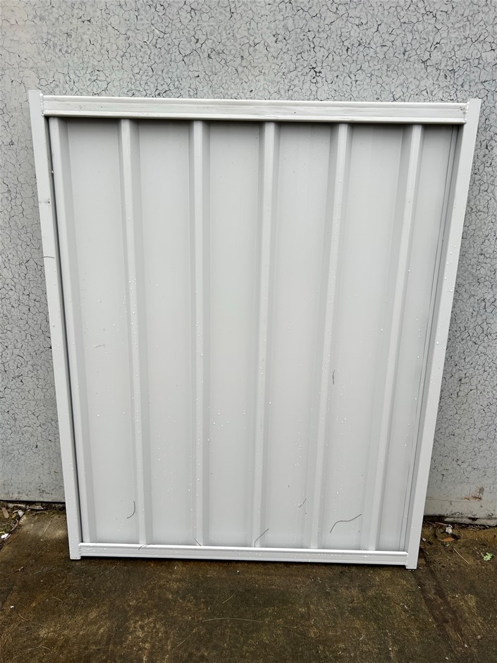 Classic Colorbond Gate ,Grey Auction (0041-5048913) | Grays Australia