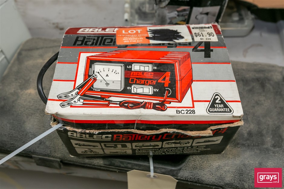 Arlec BC228 Battery Charger Auction 0132 5048974 Grays Australia