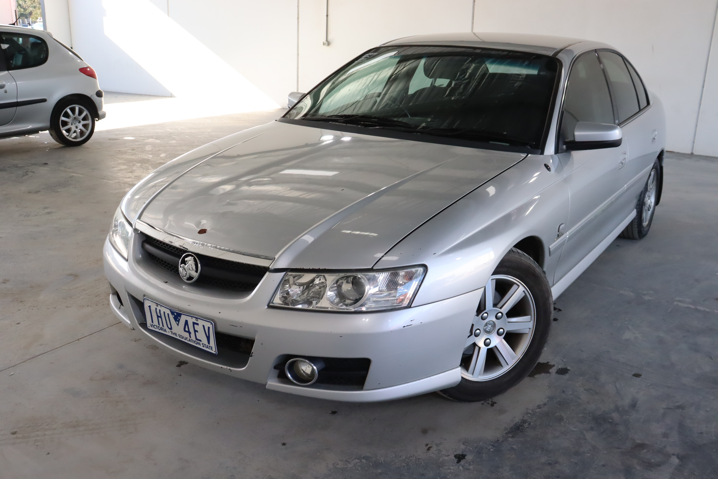 2004 Holden Berlina VZ Automatic Sedan Auction (0001-20054606) | Grays ...