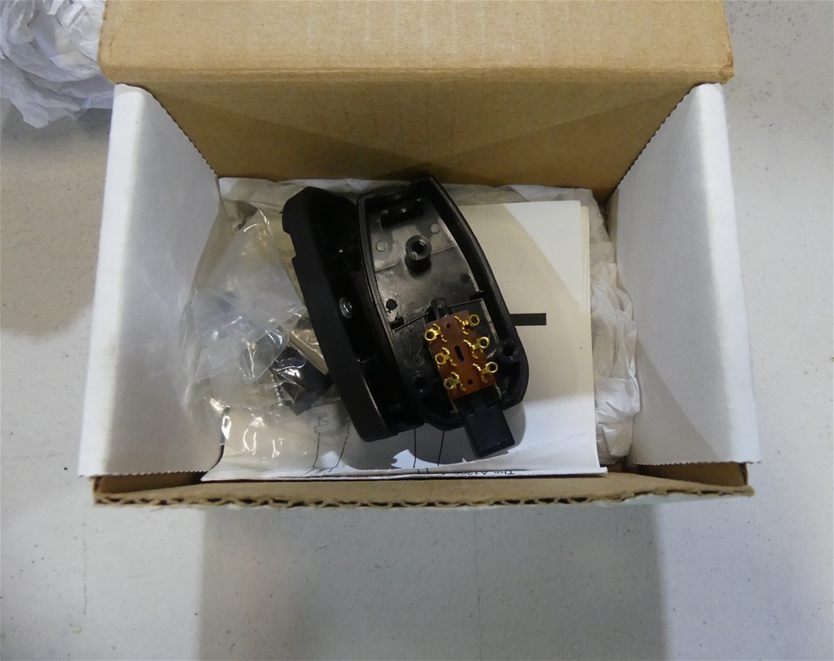 Shure A120S In-Line Switch Auction (0001-5050453) | Grays Australia