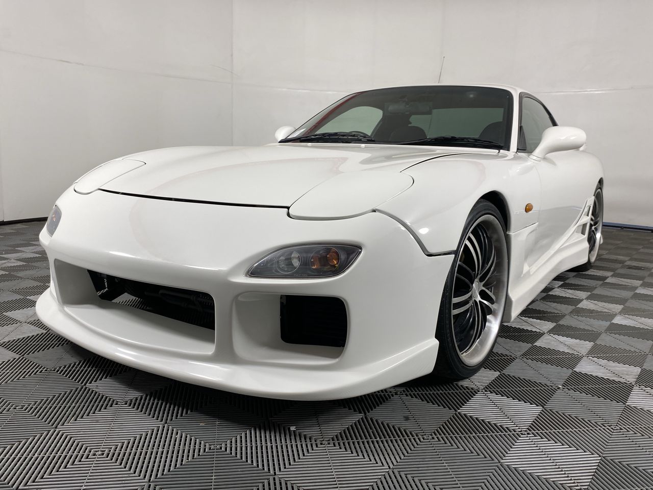 1999 Mazda RX-7 Type RS Series 8 Manual Coupe Auction (0001-50008132 ...