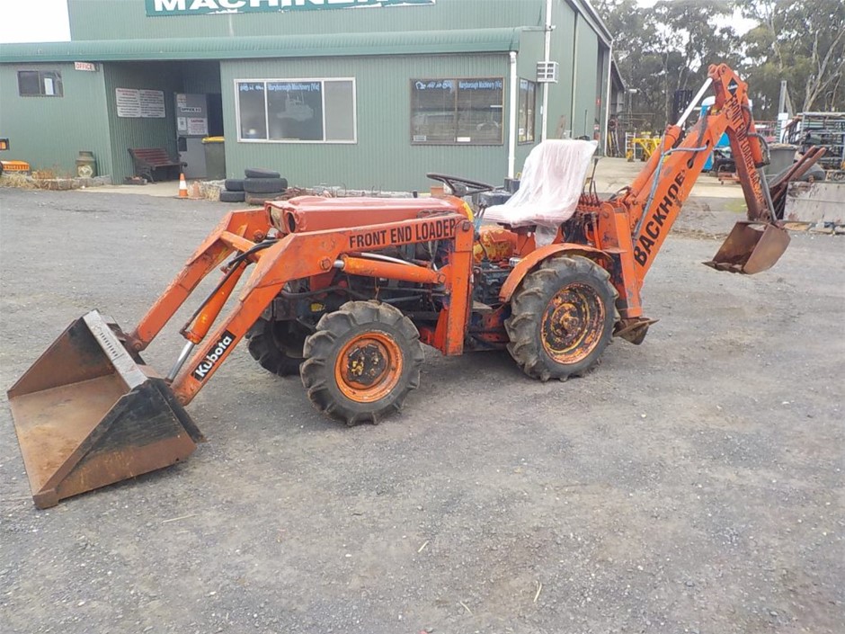 Kubota B7100 FEL BackHoe and Front End Loader Auction (00123022486