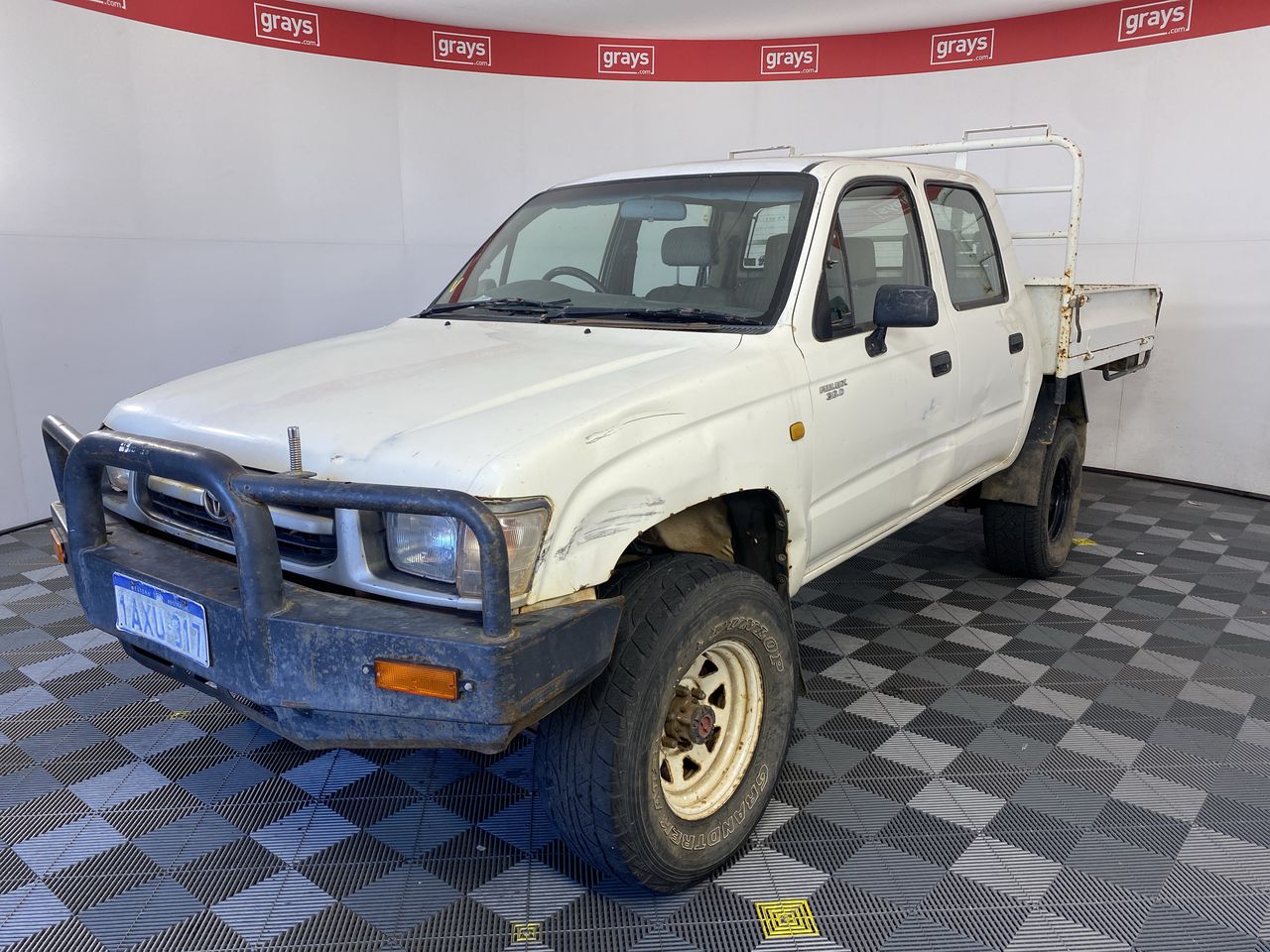 2001 Toyota Hilux (4x4) Diesel Manual Dual Cab Auction (0001-9033043 ...