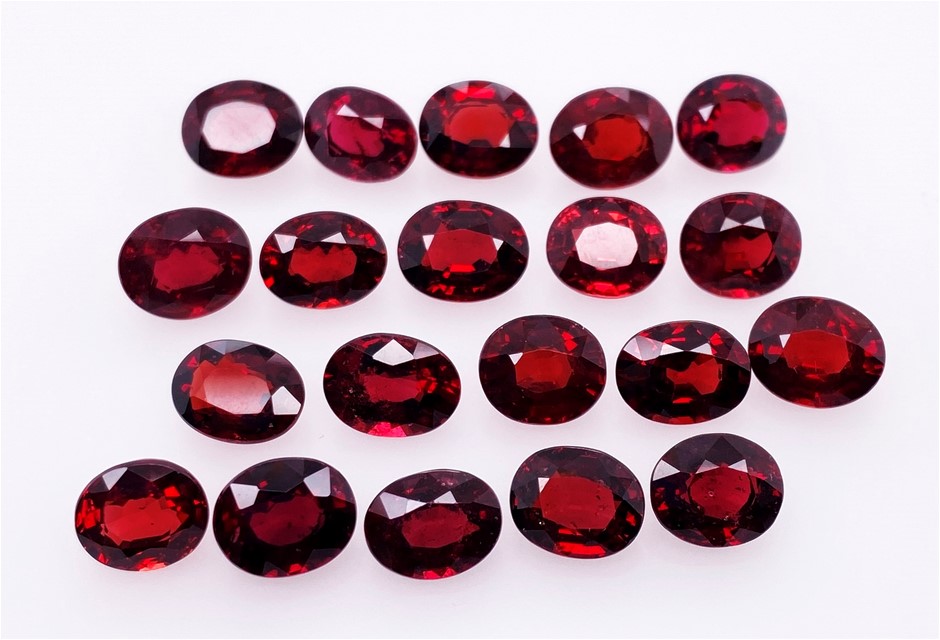 Twenty Loose 33.50ct in Total Auction (00012545280) Grays