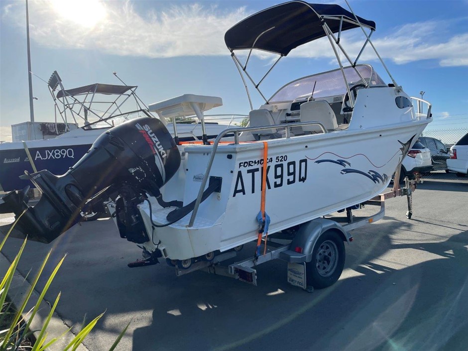 FORMOSA 520 PLATE ALUMINIUM HALF CABIN Auction (000150018431) Grays