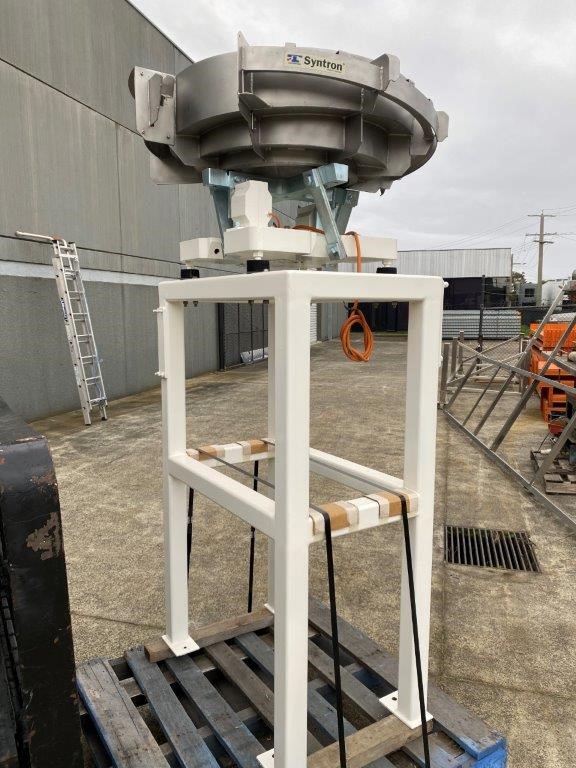 Plastic Spoon Unscrambler/Feeder Auction (00083022978) Grays Australia