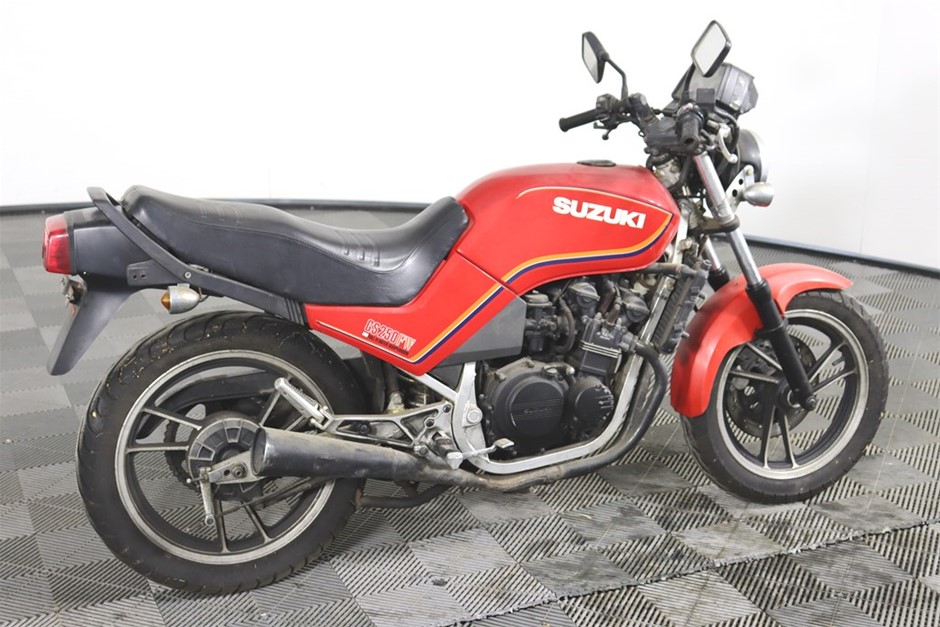 1984 Suzuki GS 250FW Auction (0001-20082112) | Grays Australia