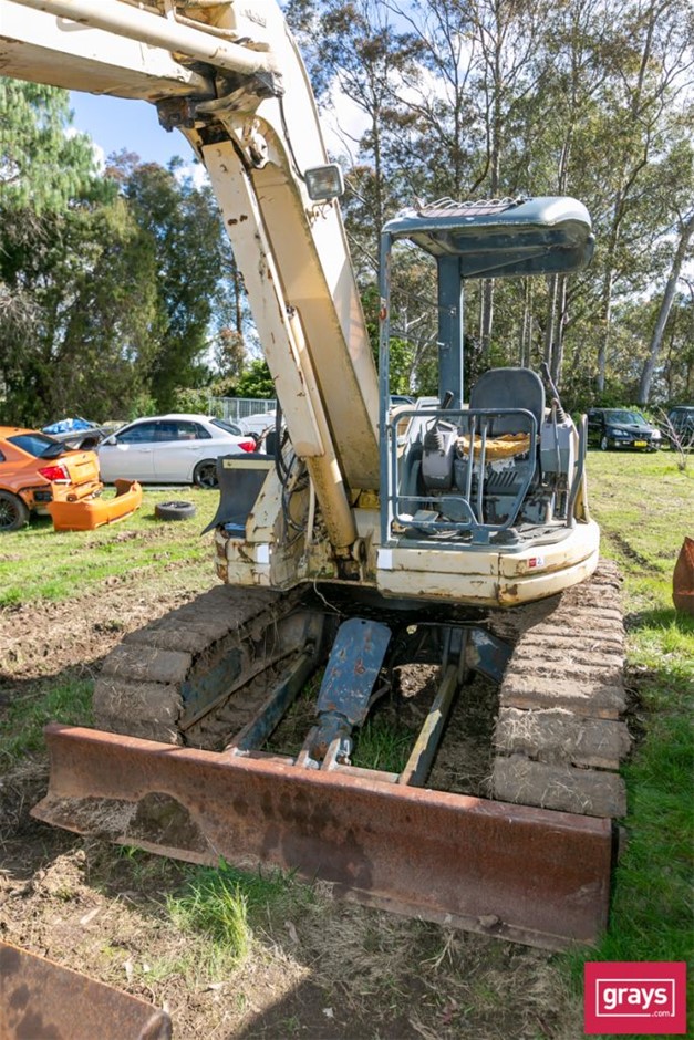 Komatsu PC75uu-2 Excavator Auction (0002-5049941) | Grays Australia