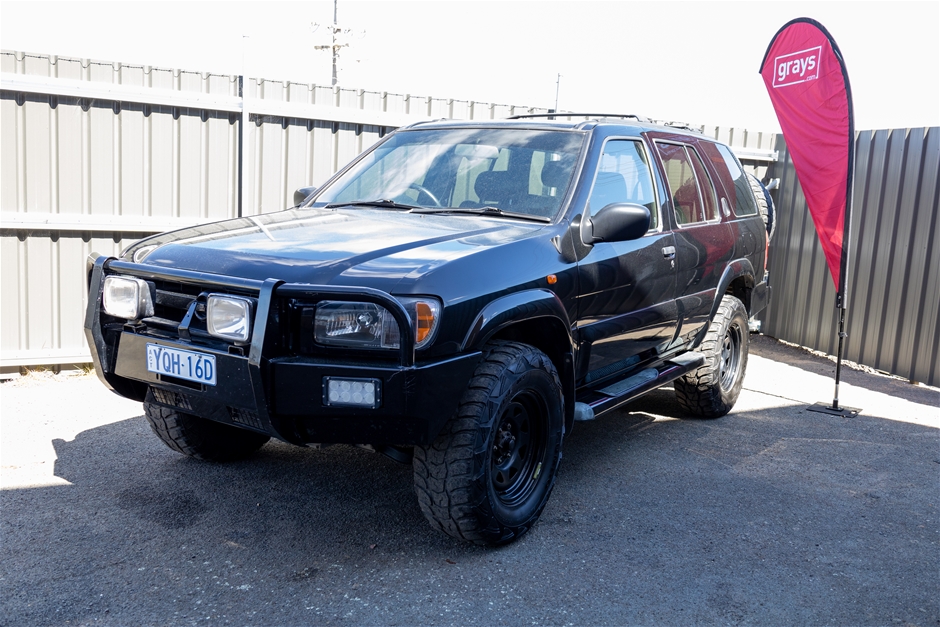 2002 Nissan Pathfinder Ti (4x4) R50 Automatic Wagon Auction (0001 ...