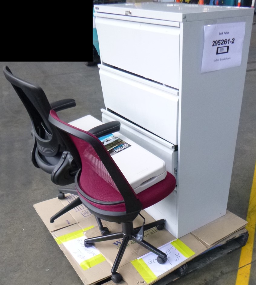 Bulk Pallet Of Assorted Office Furniture & Chairs Auction (00105050734