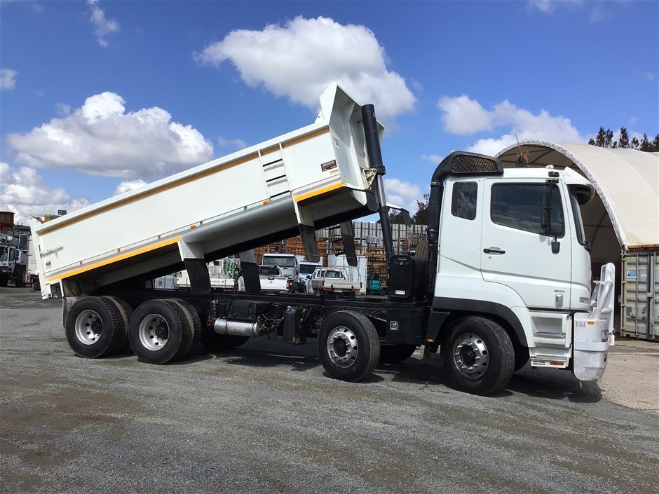 2013 Mitsubishi Fuso FS 8 x 4 Tipper Truck Auction (0001-5050463 ...