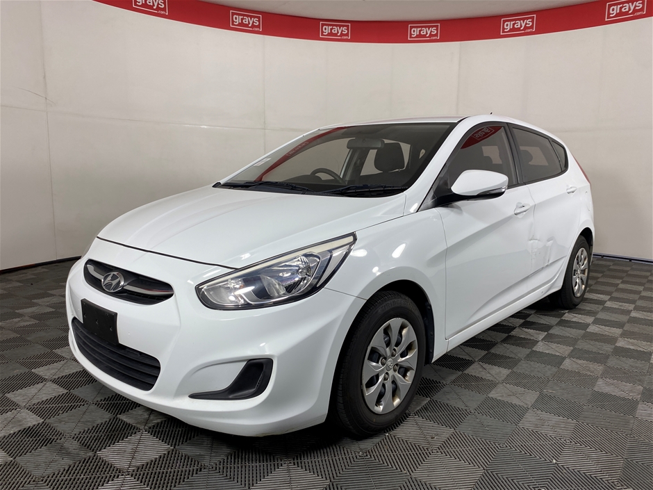 2015 Hyundai Accent Active RB Automatic Hatchback Auction (0001 ...