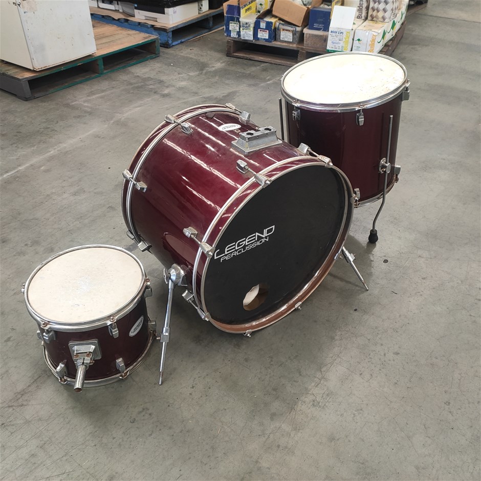 Partial "Legend Percussion" Drum Kit Auction (00759035676) Grays