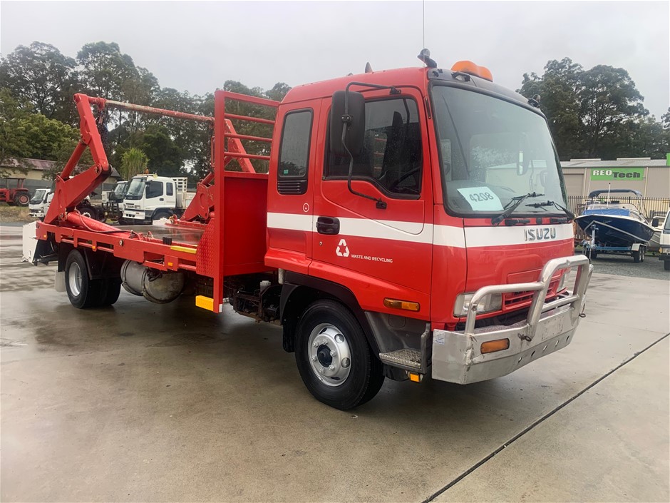 2002 Isuzu 4208 FRR500 4x2 Murrell/Skip Bin Truck/Bin Lifter Auction