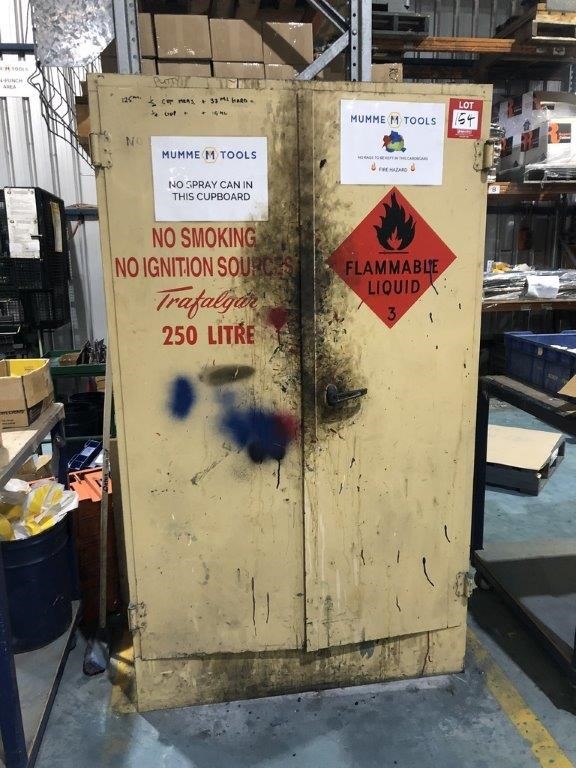 250L Flammables Auction (03208016193) Grays Australia
