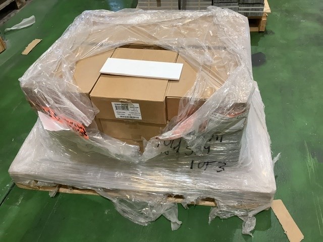 Pallet Of Simplicity 100 x 300 x 8mm White Glossy Tiles Auction (0033 ...